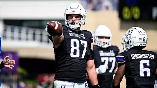 Tight end Thomas Gordon points the ball against Duke.