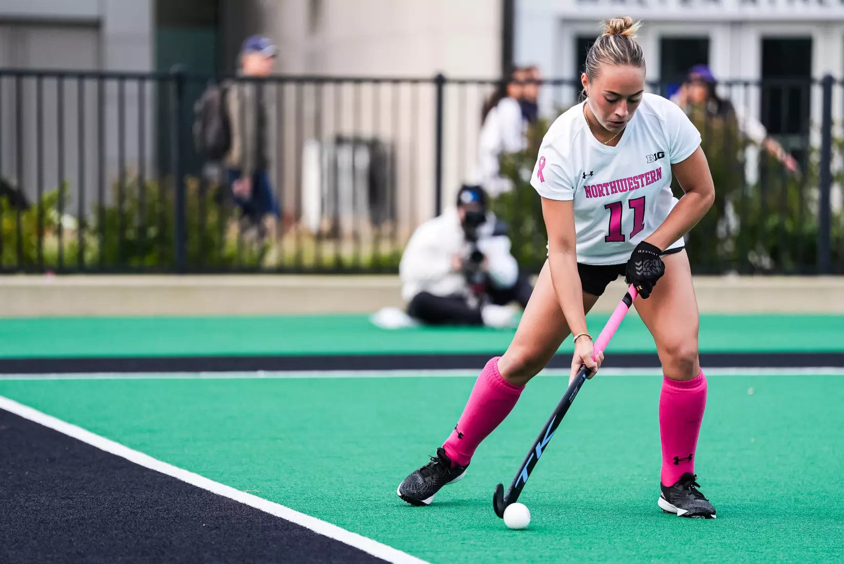 October 10, 2025, Evanston, IL: A match between Northwestern Field Hockey and Penn State on Lakeside Field in Evanston, IL on Friday, October 10, 2025. (Photo by Michelle Nartey/Northwestern Athletics)