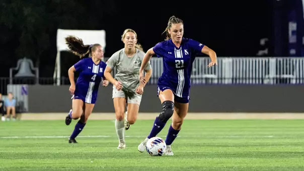 September 25, 2025, Evanston, IL: A game between Northwestern Women’s Soccer and Ohio State at Northwestern Medicine Field at Martin Stadium in Evanston, IL on Thursday, September 25, 2025. (Photo by Mary Grace Grabill/Northwestern Athletics)