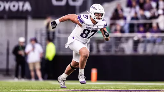 September 21, 2024, Seattle, WA: A game between Northwestern Football and Washington at Husky Stadium in Seattle, WA on Saturday, September 21, 2024. (Photo by Ryan Kuttler/Northwestern Athletics)