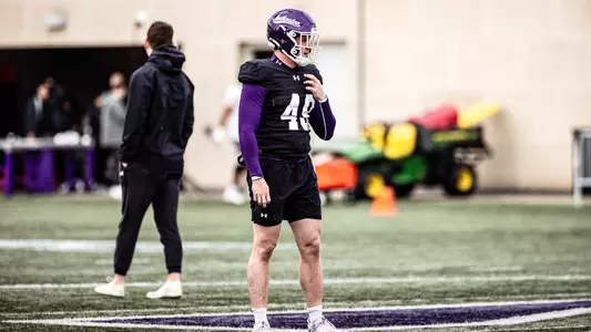 April 15, 2025, Evanston, IL: Members of the Northwestern Football team practice at Northwestern Medicine Field at Martin Stadium in Evanston, IL on Tuesday, April 15, 2025. (Photo by Griffin Quinn/Northwestern Athletics)