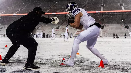 November 29, 2025, Champaign, IL: A game between Northwestern Football and Illinois at Gies Memorial Stadium in Champaign, IL on Saturday, November 29, 2025. (Photo by Ryan Kuttler/Northwestern Athletics)