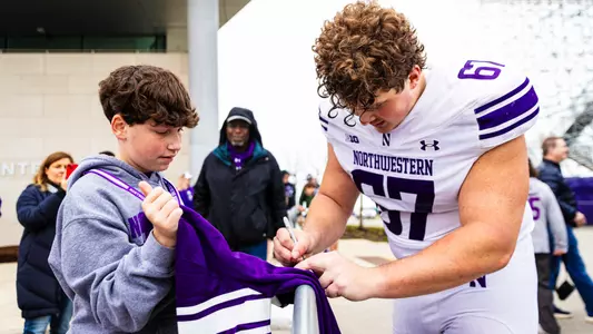 April 19, 2025, Evanston, IL: Members of the Northwestern Football team practice at Northwestern Medicine Field at Martin Stadium in Evanston, IL on Saturday, April 19, 2025. (Photo by Griffin Quinn/Northwestern Athletics)