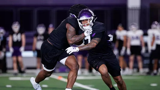 March 31, 2026, Evanston, IL: Northwestern Football practices at Wilson Field at Ryan Fieldhouse in Evanston, IL on Tuesday, March 31, 2026. (Photo by Griffin Quinn/Northwestern Athletics)
