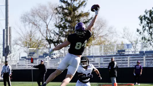 April 9, 2026, Evanston, IL: Northwestern Football practices at Northwestern Medicine Field at Martin Stadium in Evanston, IL on Thursday, April 9, 2026. (Photo by Griffin Quinn/Northwestern Athletics)