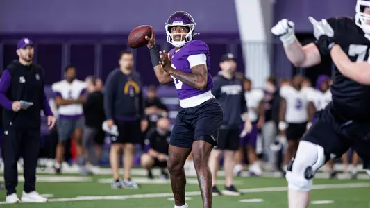 April 14, 2026, Evanston, IL: Northwestern Football practices at Wilson Field at Ryan Fieldhouse in Evanston, IL on Tuesday, April 14, 2026. (Photo by Griffin Quinn/Northwestern Athletics)