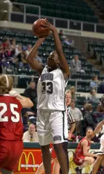 Women's Hoops Edged by Eastern Michigan, 62-56 Image