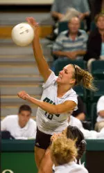 Volleyball Grabs First Victory of Season Image