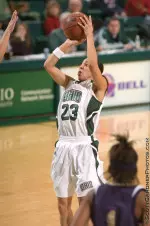 'Cats Stifle Eagles, 76-54 Image