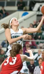 Bobcats Fall to South Carolina in Cancun Image