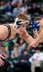 Flashes Edge `Cats, 17-16 Image