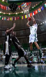 Ohio Holds Off Western Michigan, 56-51 Image