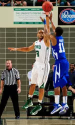 Ohio Wins Fourth Straight, Downs Hampton 75-67 Image