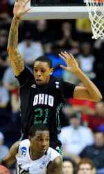 Second Half Surge Pushes Ohio Past Richmond 73-48 Image