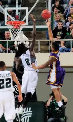 Ohio Knocks Off Valparaiso, 76-72 Image