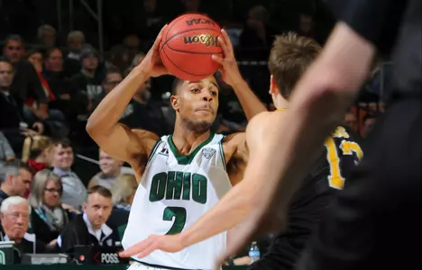 @OhioMBasketball Grinds Out Win Over Milwaukee Image