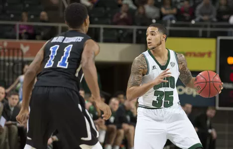 @OhioMBasketball Closes 2016 With Win Over Urbana Image