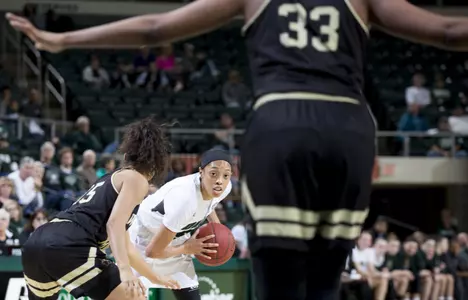 Lampkins, Boesinger Lead @OhioWBasketball Past Miami, 79-62 Image