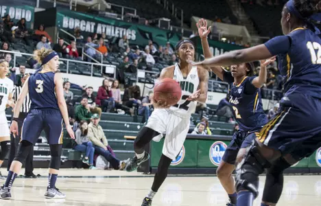 @OhioWBasketball Holds off Toledo, 61-55 Image