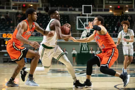 Ohio Men's Basketball Falls to USF at Jersey Mike's Jamaica Classic Image