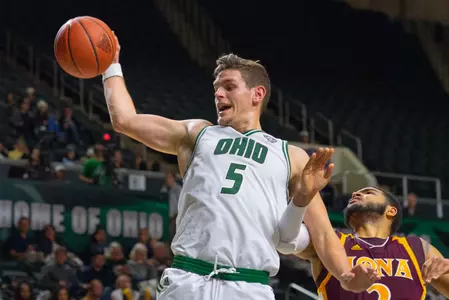 Vander Plas' Career Night Leads Ohio Men's Basketball Over Iona, 89-65 Image