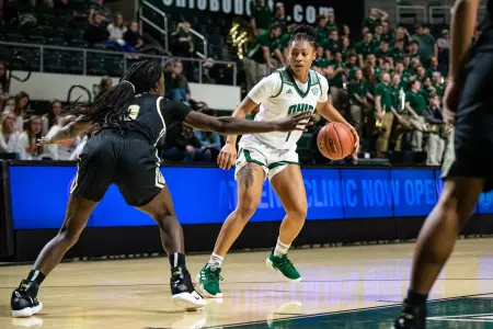 Ohio Women's Basketball Tops Purdue Behind Career Night From Hooks, Runs Record To 7-0 Image