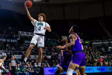Ohio Men's Basketball Defeats Tennessee Tech, 81-54 Image