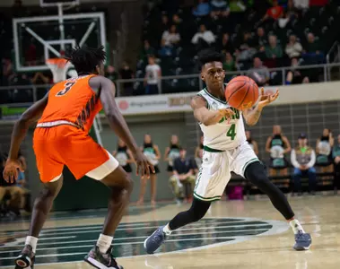 Ohio Men's Basketball Snaps Skid, Downs Bowling Green in Overtime Image