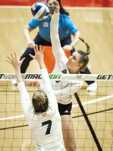 Caroline Clippard goes for the kill.
