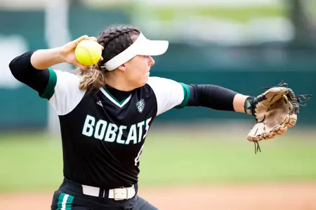 Ohio Softball Falls in Season Finale at CMU Image