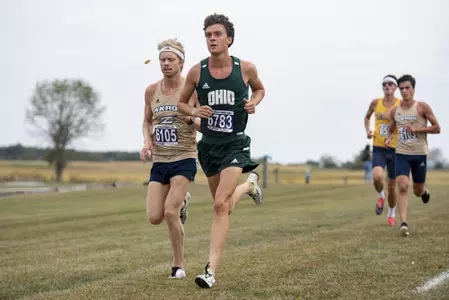Josh Park runs for Ohio