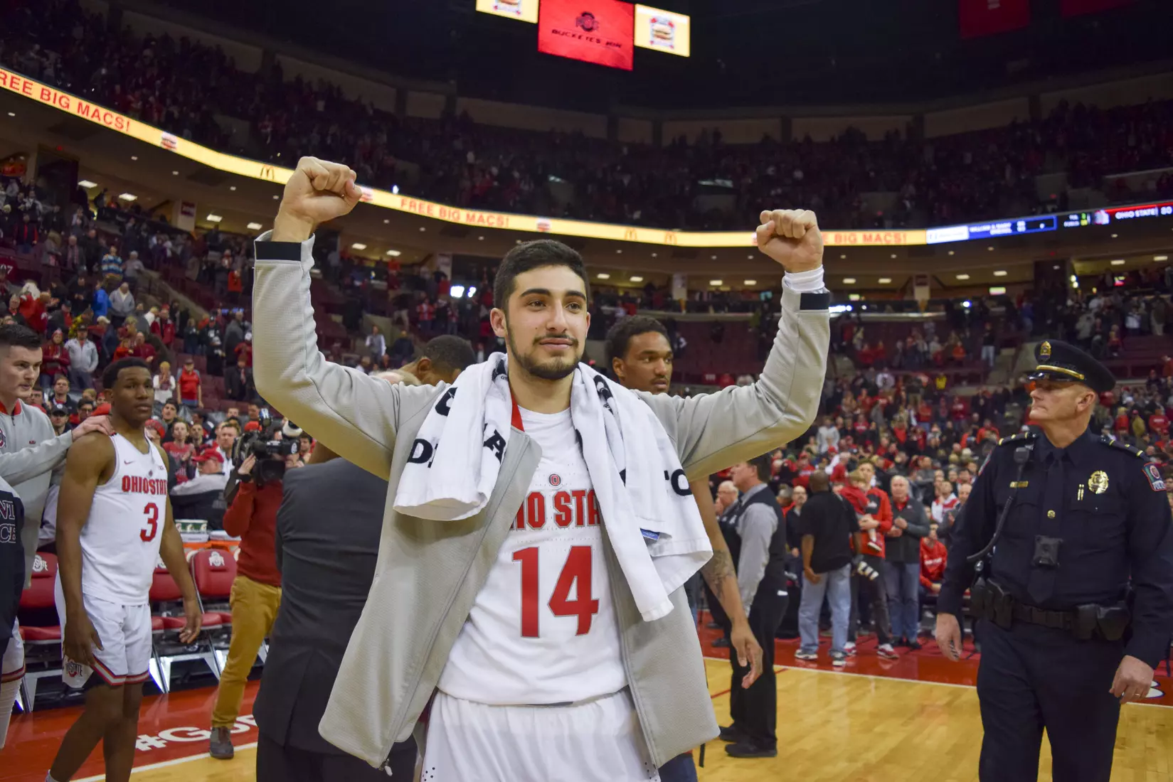Five Buckeyes Earn Degrees Sunday