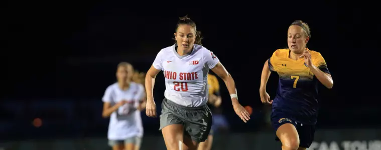 Agnew’s Hat Trick Lifts No. 17 Ohio State over Iowa, 3-0