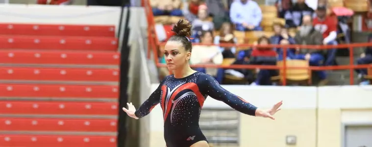 Hofland, Mattern Shine as No. 22 Ohio State Tops No. 11 Michigan, Washington and Kent State in Quad