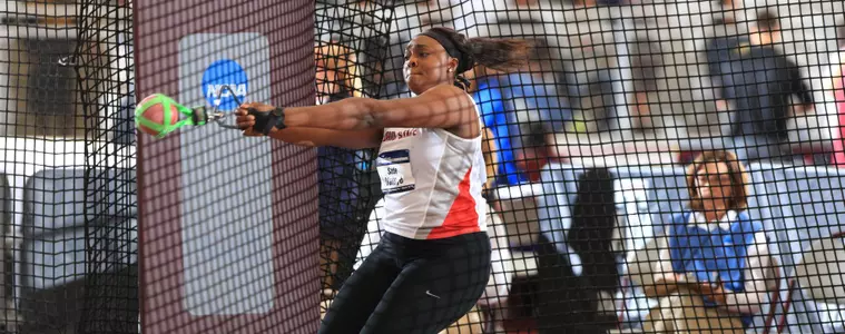 Olatoye Bests Her Own School Record in Weight Throw