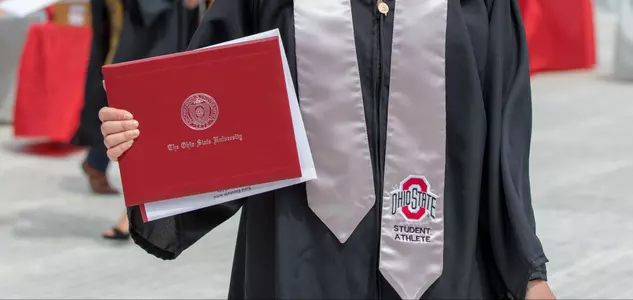131 Buckeyes Named B1G Distinguished Scholars
