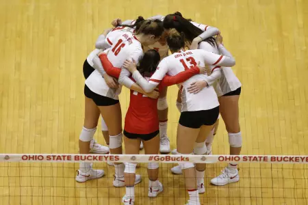 Buckeyes Split Opening Day of Rebel Invitational