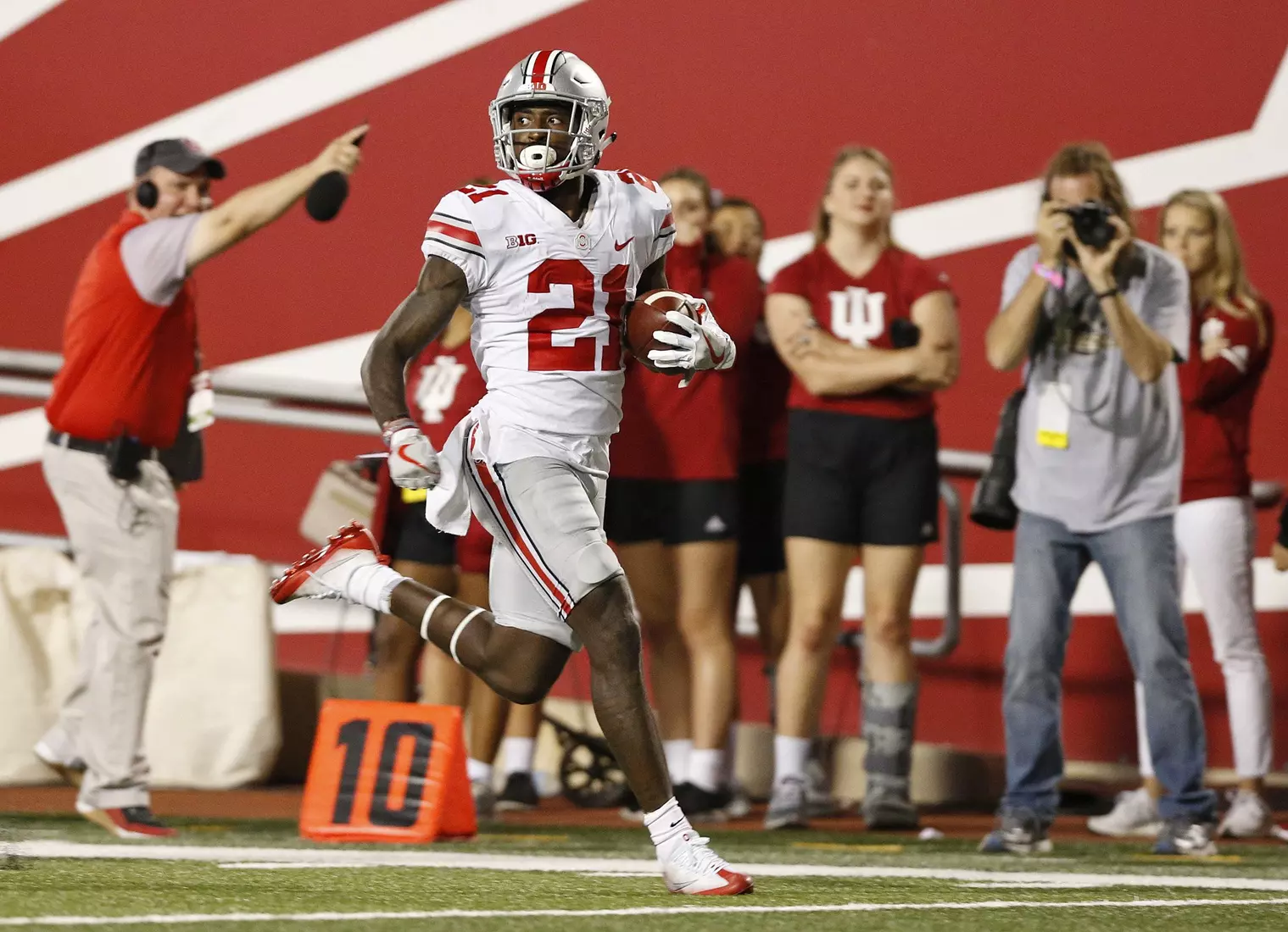 Seven Named 2018 Football Captains