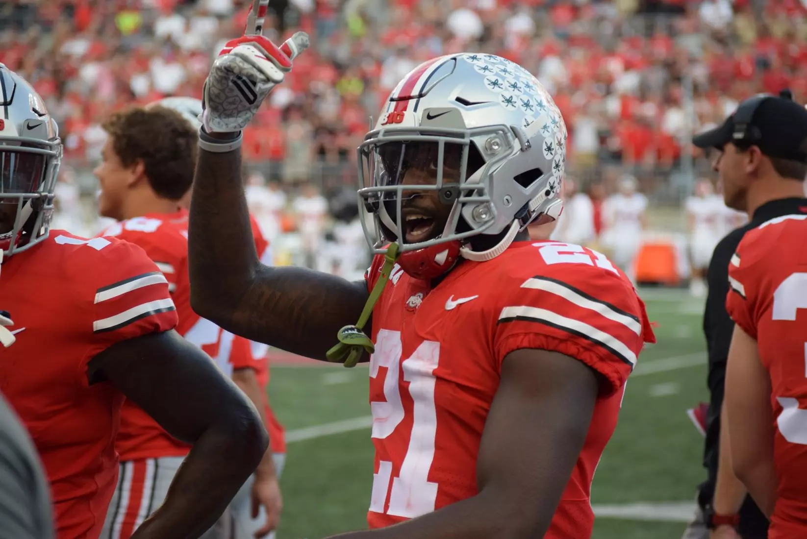 Buckeyes Pull Away From Hoosiers 49-26 on Homecoming