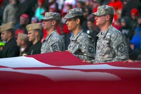 ?? The Show in The Shoe: Military Appreciation, Wear Black vs. Nebraska