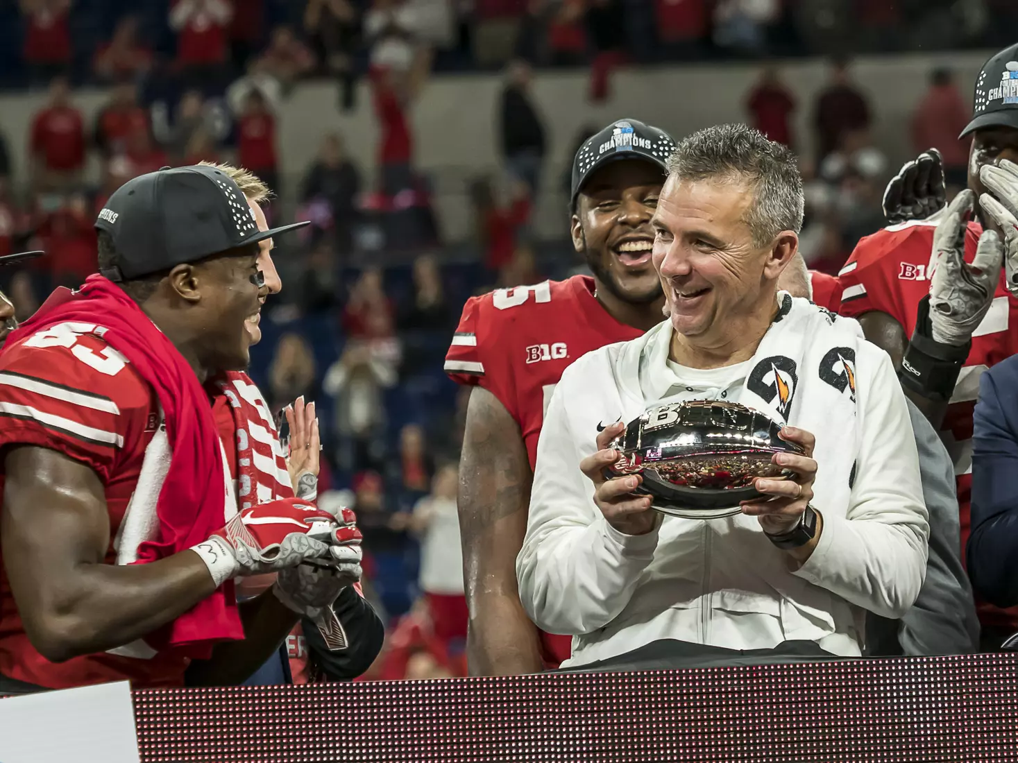 ??Buckeyes Claim Second Straight B1G Crown??