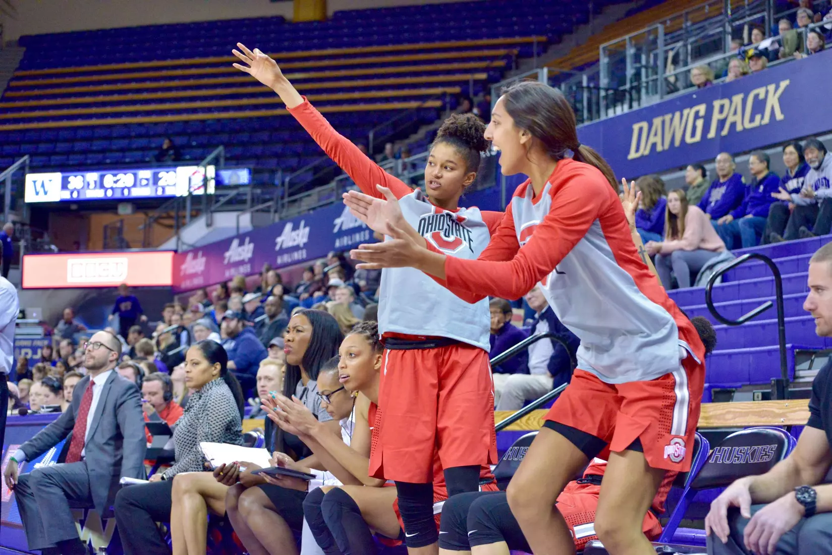 Buckeyes Fall at Washington 69-59