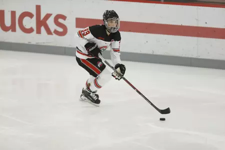 Jincy Dunne Named WCHA Defenseman of the Month