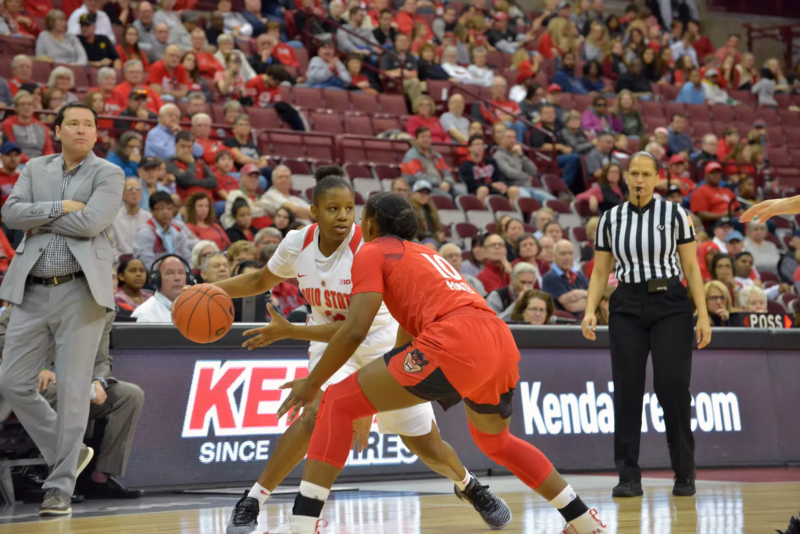 Buckeyes Hold off Bearcats 69-56