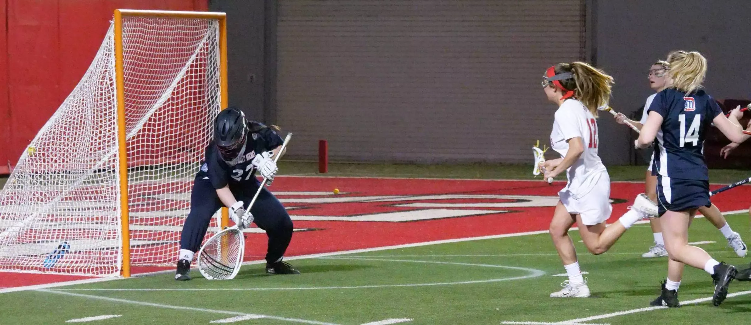 Buckeyes Power Past Detroit Mercy, 19-5