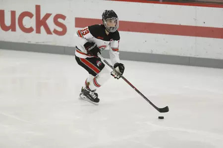 Jincy Dunne Named WCHA Defensive Player of the Year