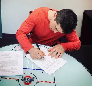 Mason Jobst Signs with New York Islanders