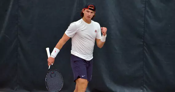 No. 2 Ohio State picks up another conference win, defeats Northwestern 6-1