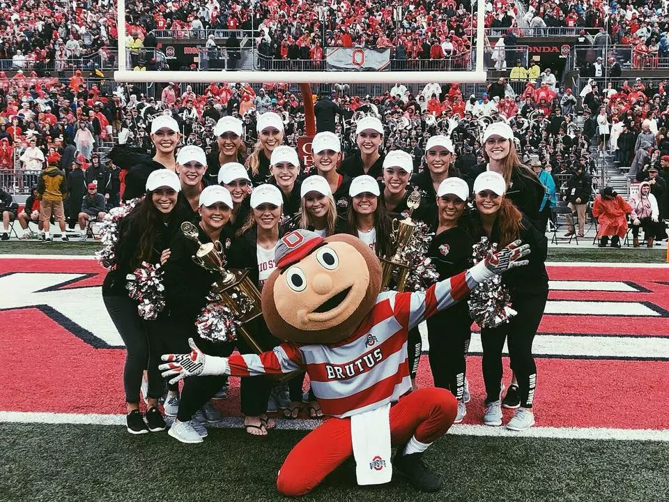 Senior Spotlight: Two Dancers End Collegiate Careers