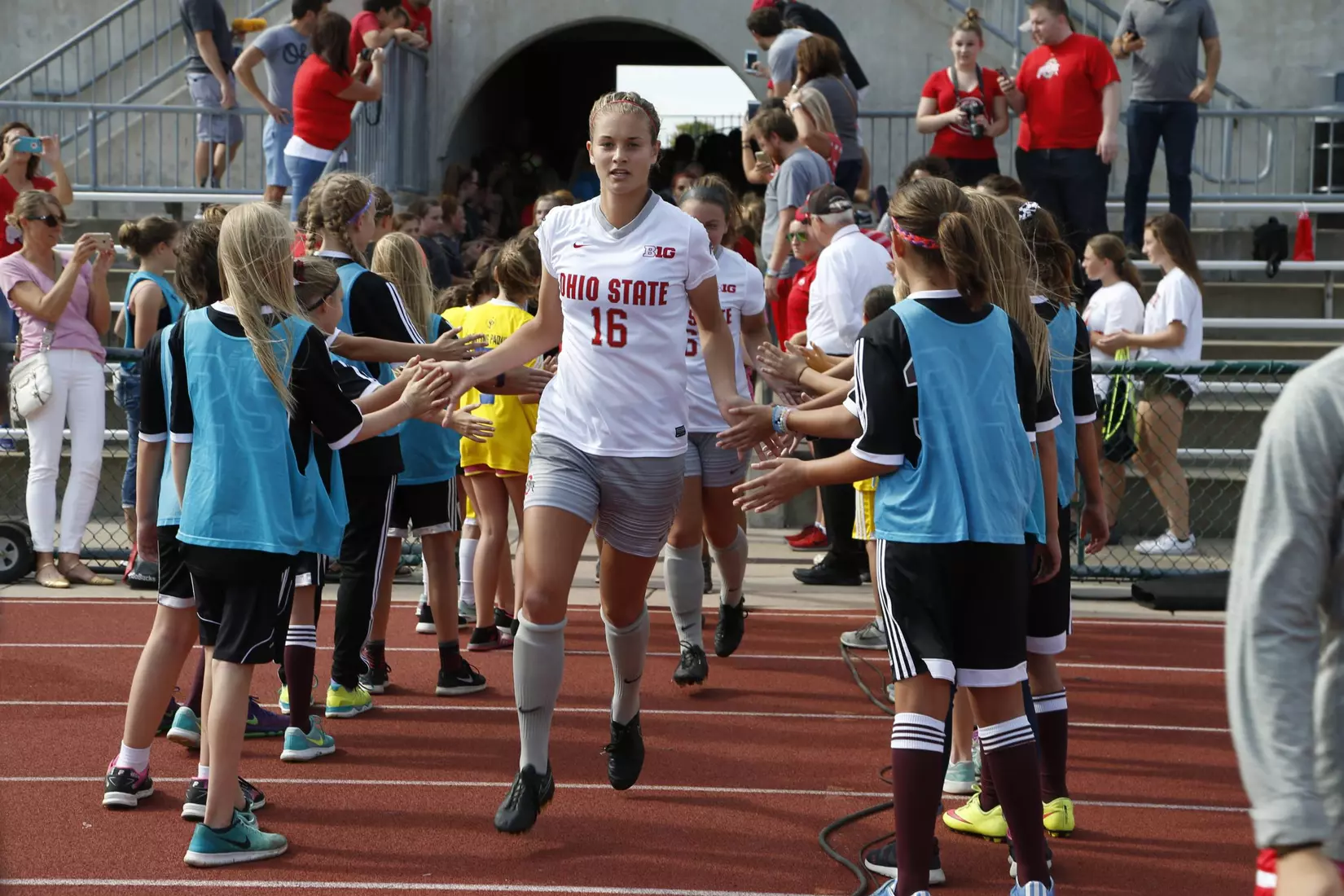Seven Buckeyes Part of Huntington Bucks Go Pro this Summer
